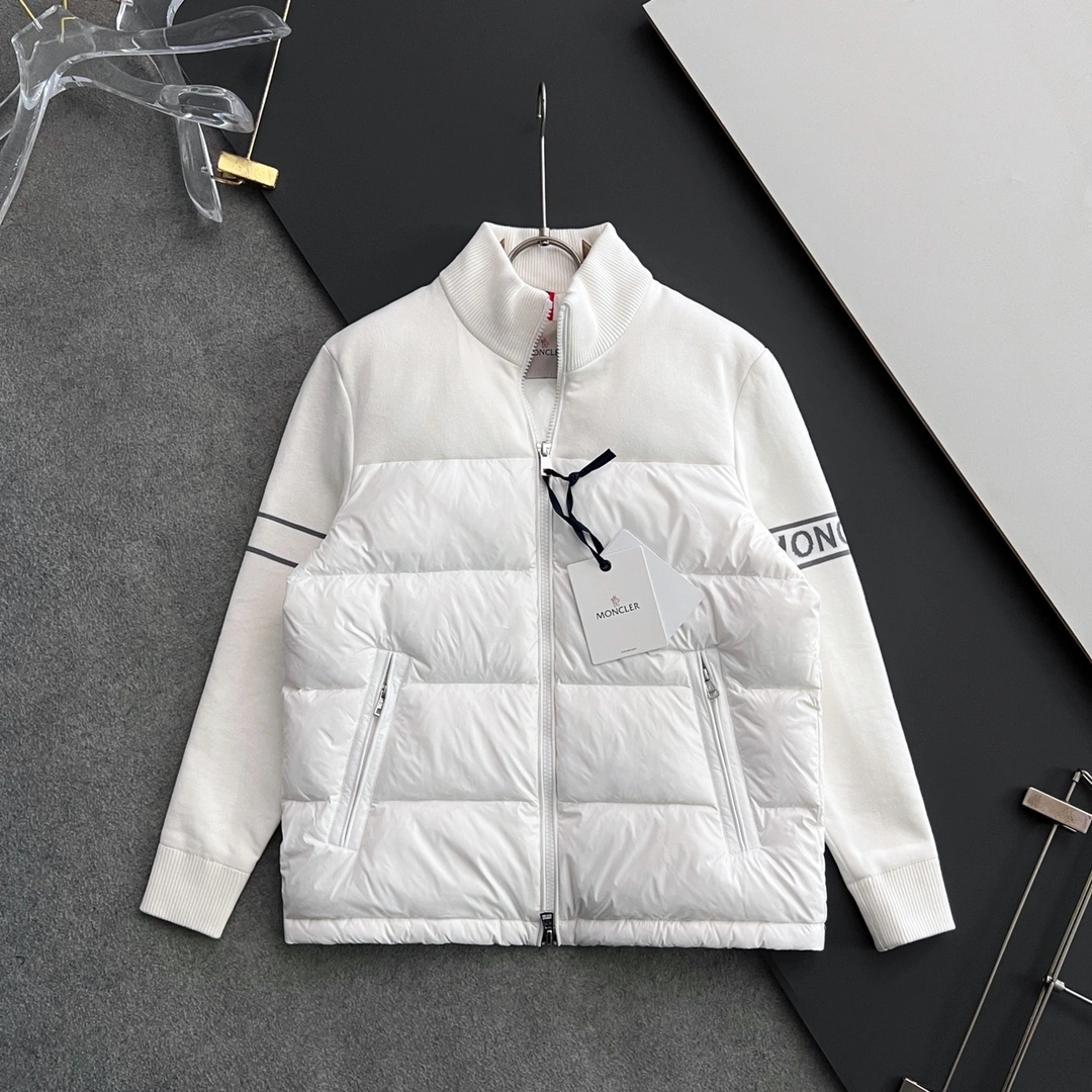 Fashionable Moncler Down Jackets 145315
