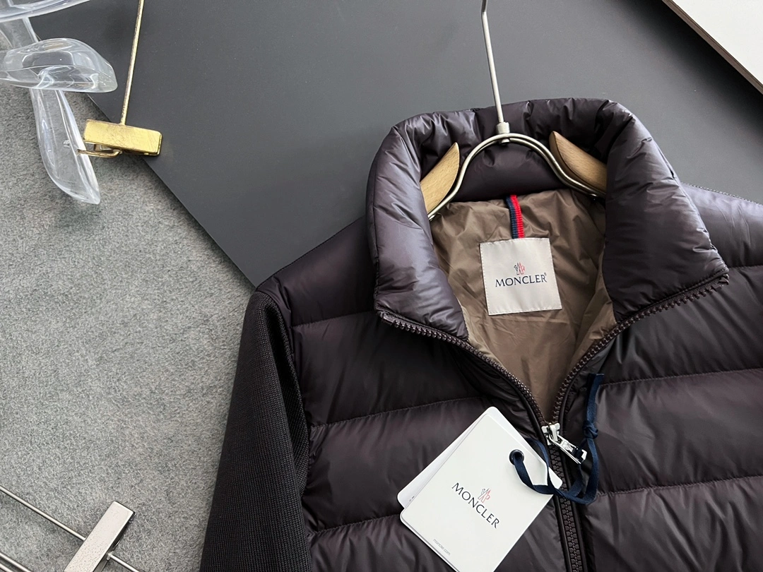 Tailored Moncler Down Jackets 145327