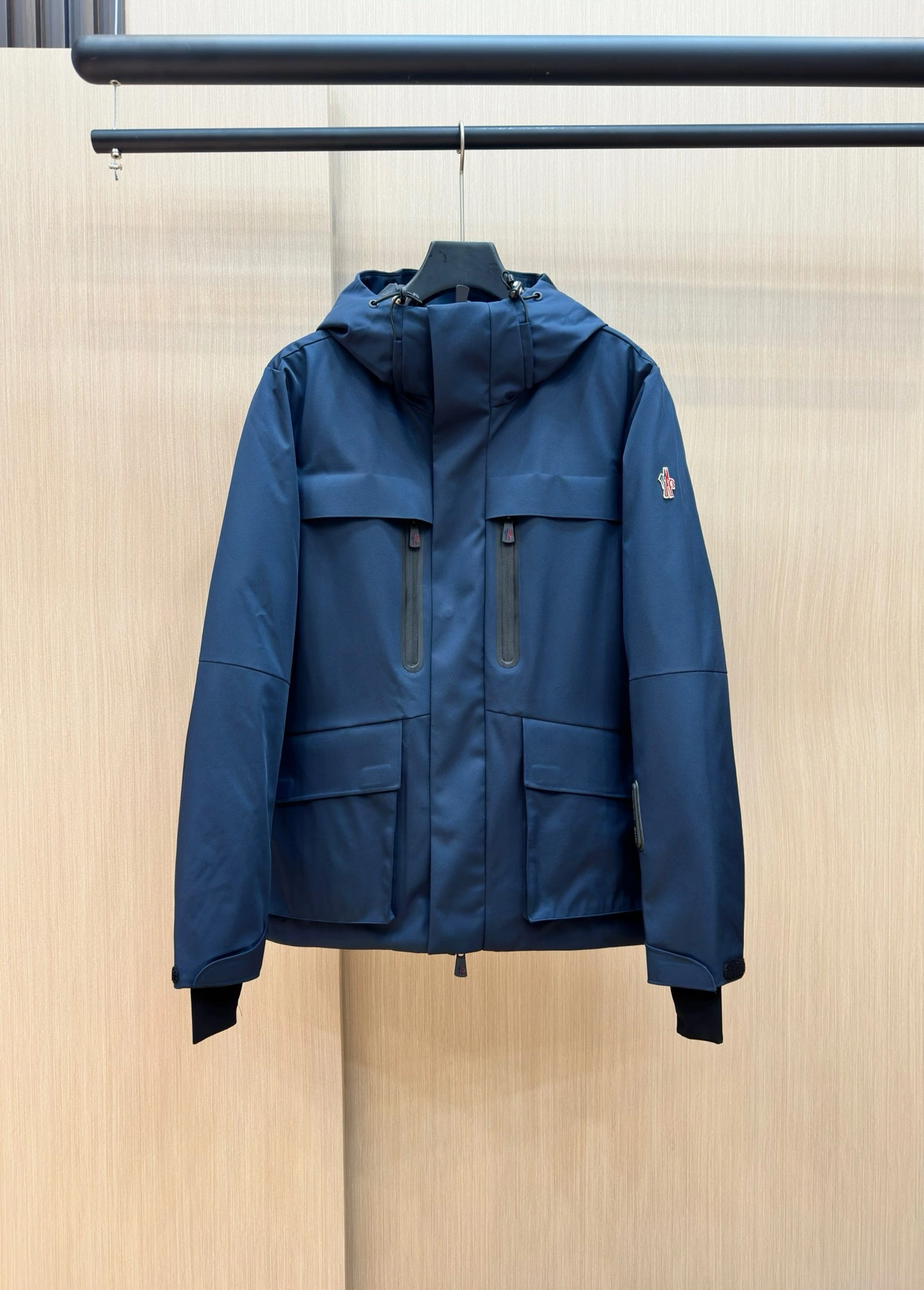 Durable Moncler Down Jackets 145306
