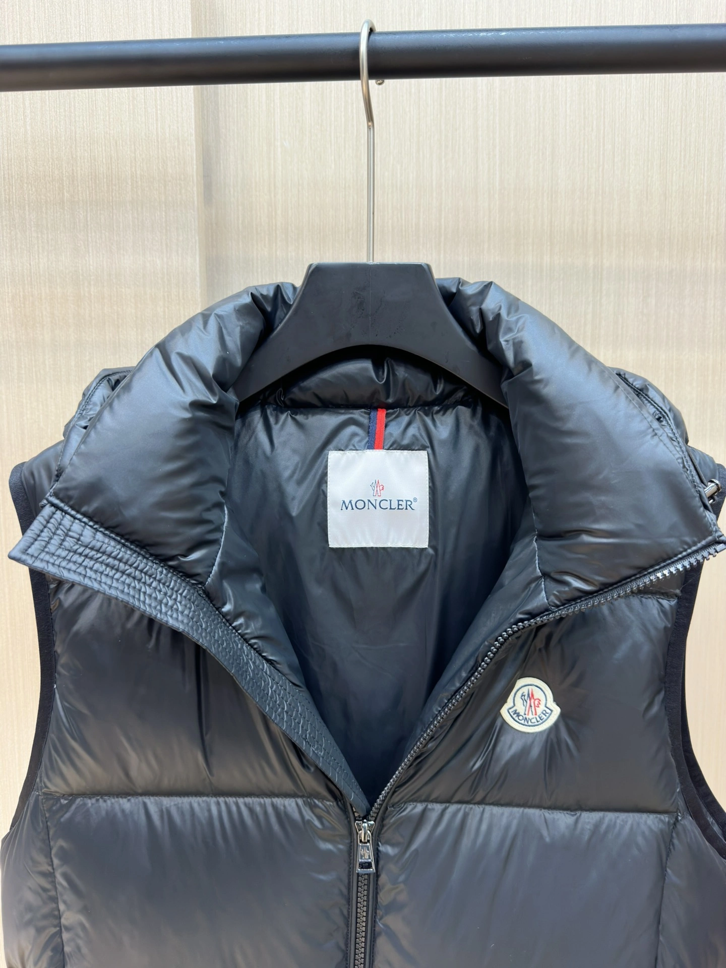 Moncler Down Jackets WellDesigned 145309