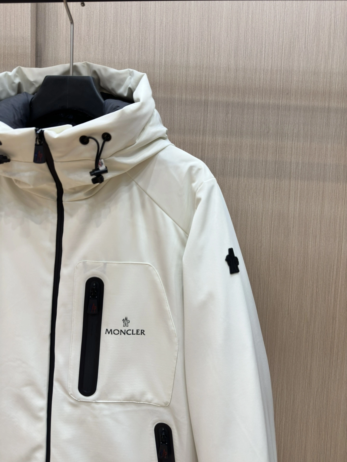 Moncler Down Jackets TechFriendly 145308