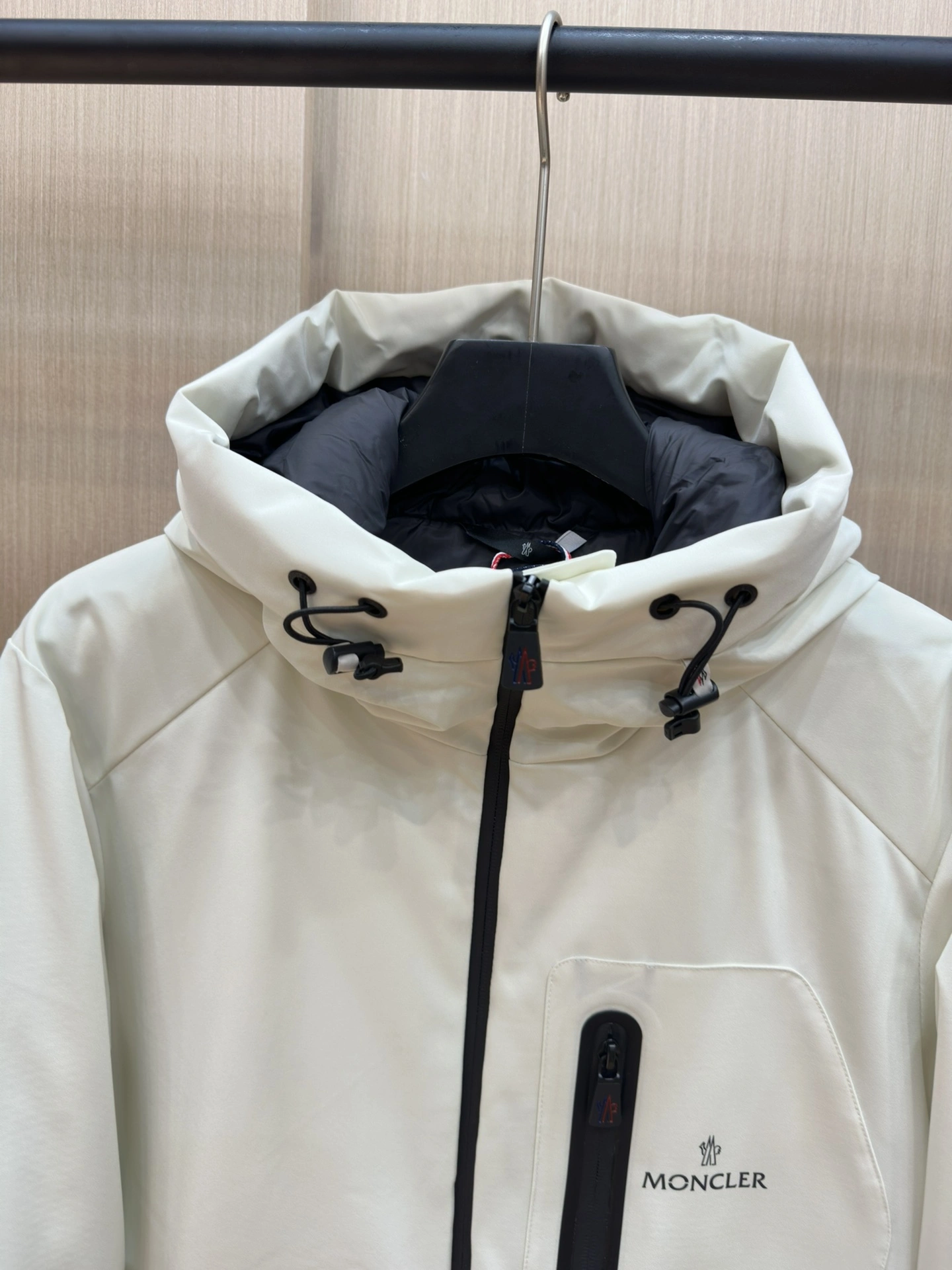 Moncler Down Jackets TechFriendly 145308