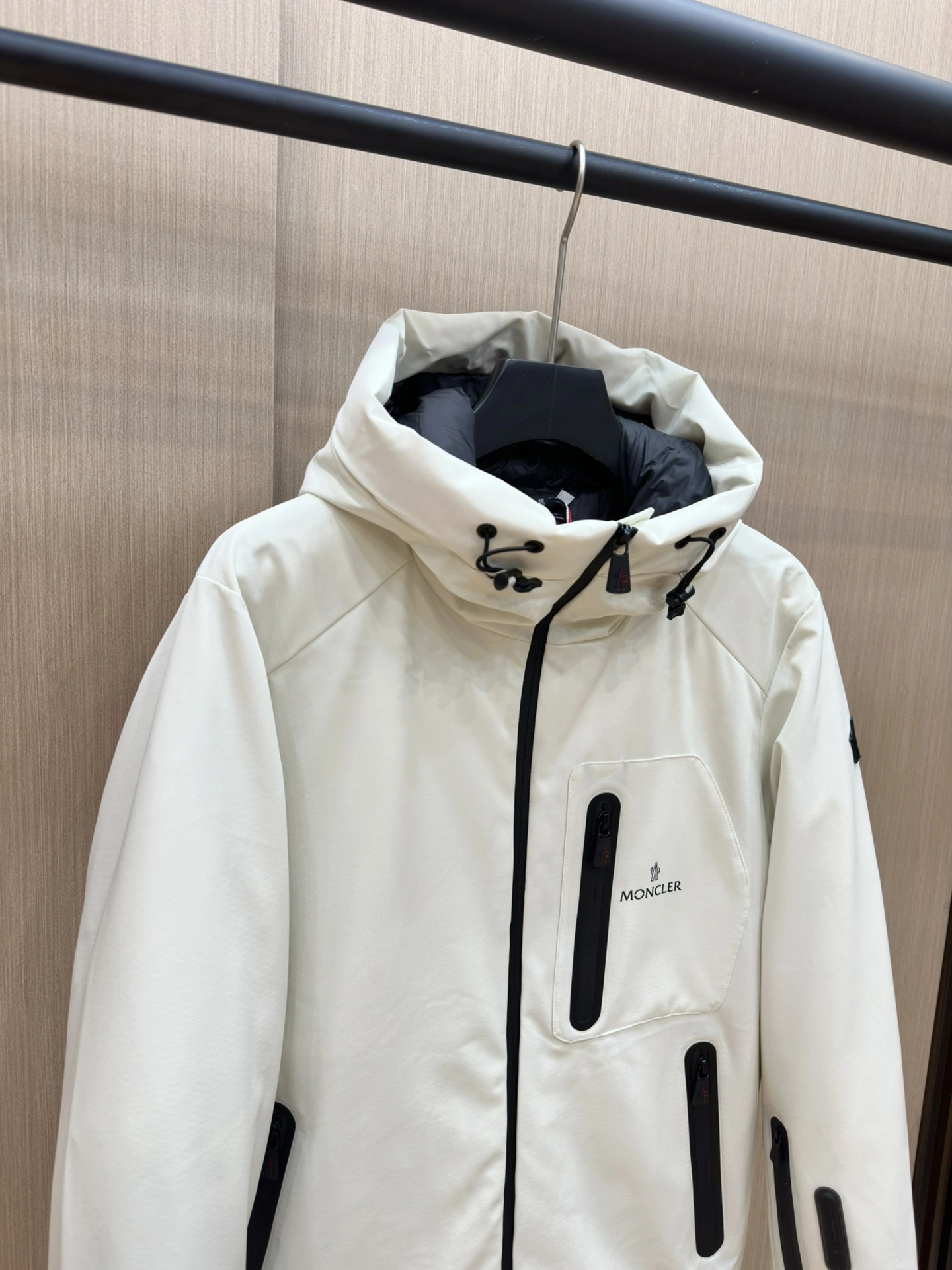 Moncler Down Jackets TechFriendly 145308