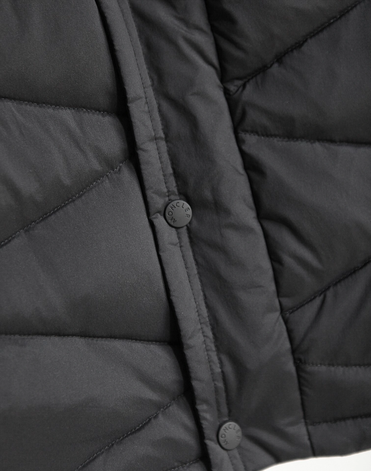 Moncler Down Jackets Stylish 145307