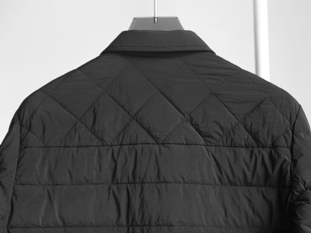 Moncler Down Jackets Original 145302