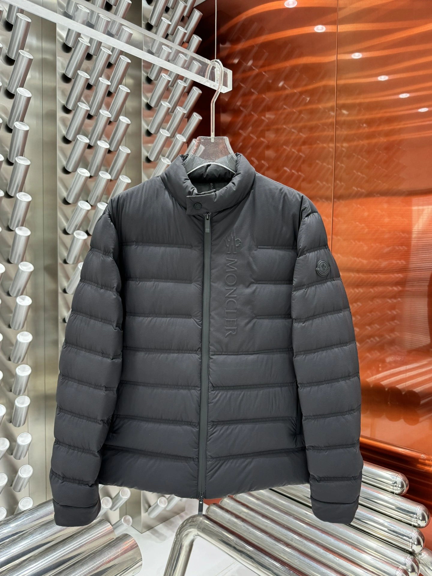 Moncler Down Jackets Soft 145300