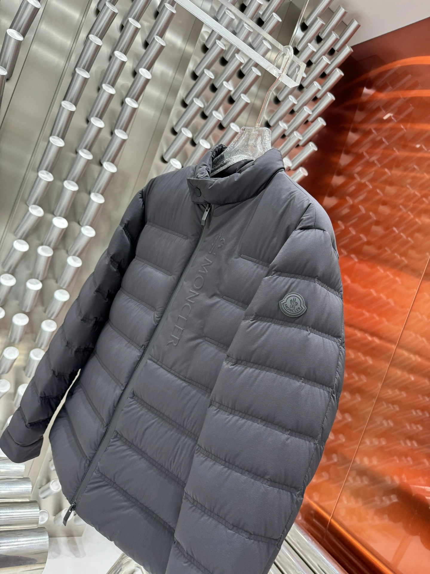 Moncler Down Jackets Soft 145300