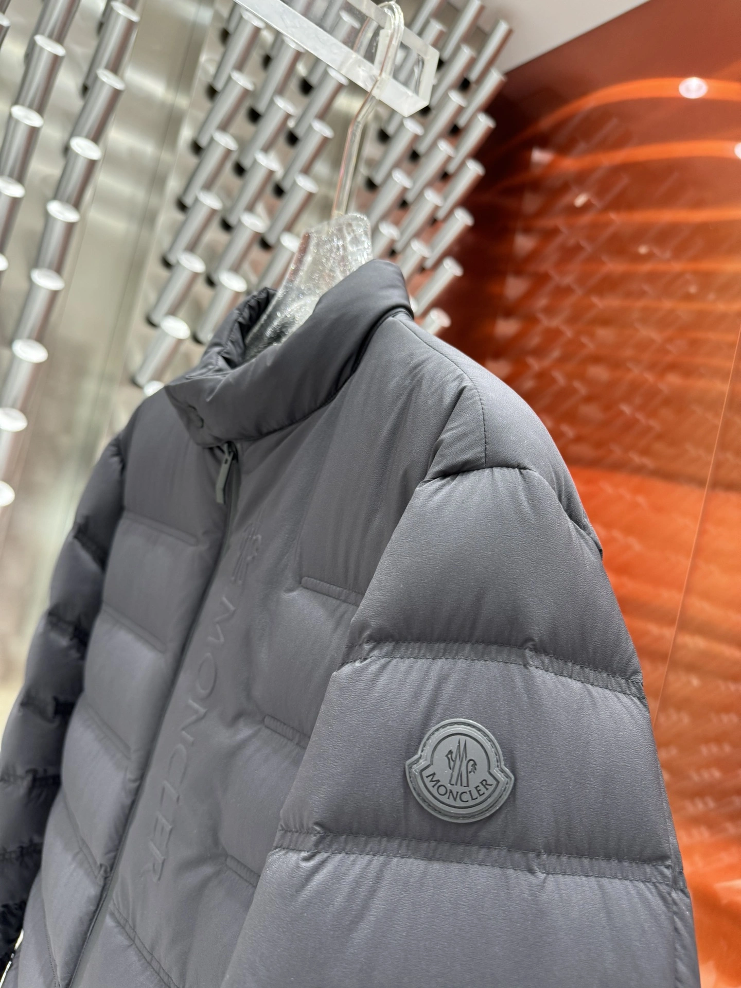 Moncler Down Jackets Soft 145300