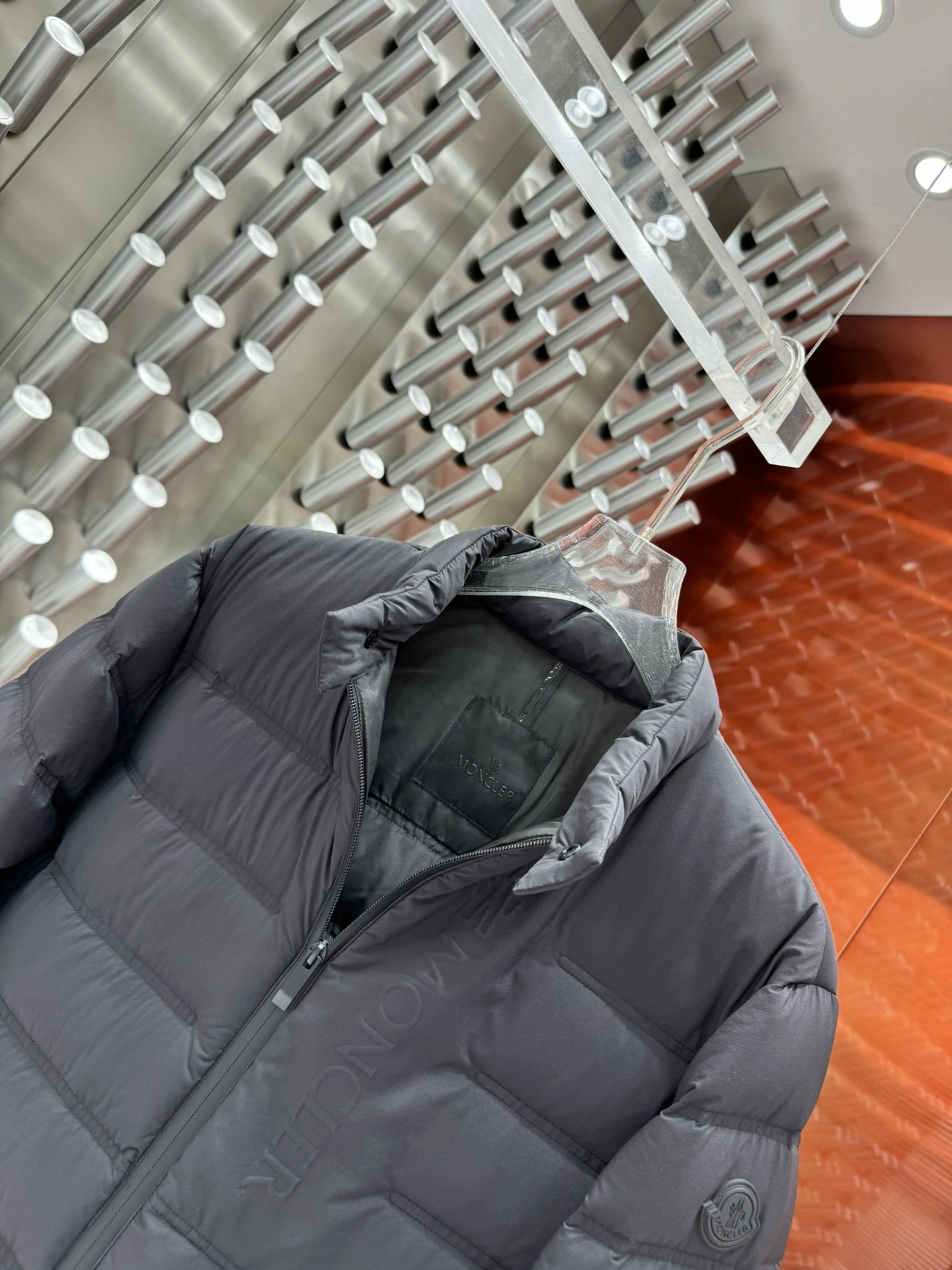 Moncler Down Jackets Soft 145300