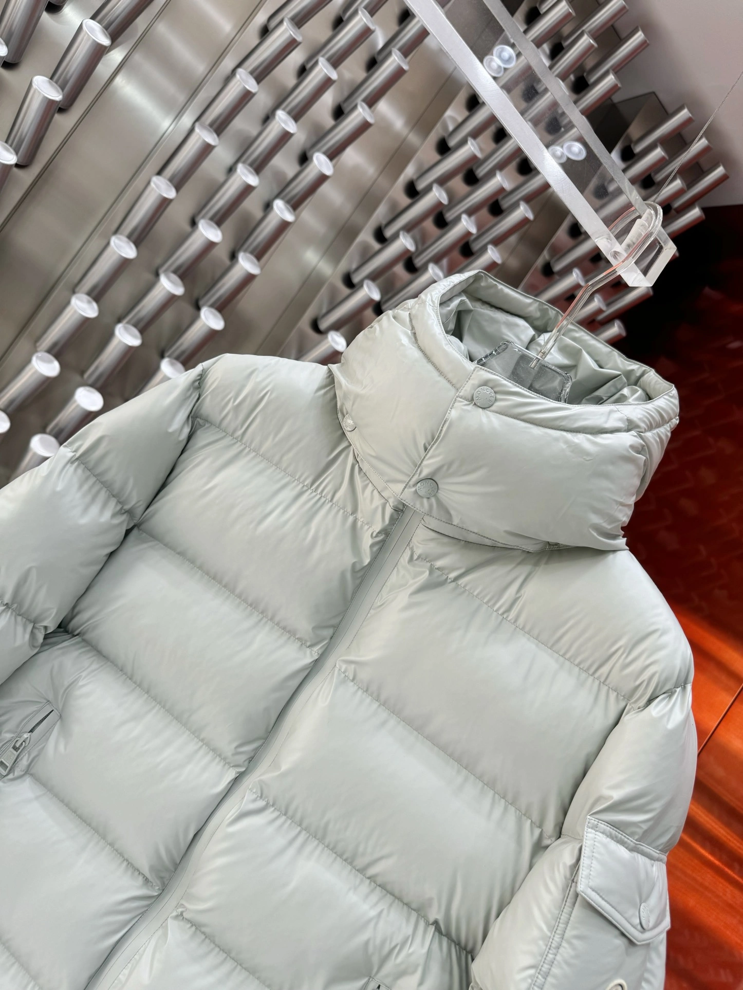 Moncler Down Jackets EasyMatch 145293