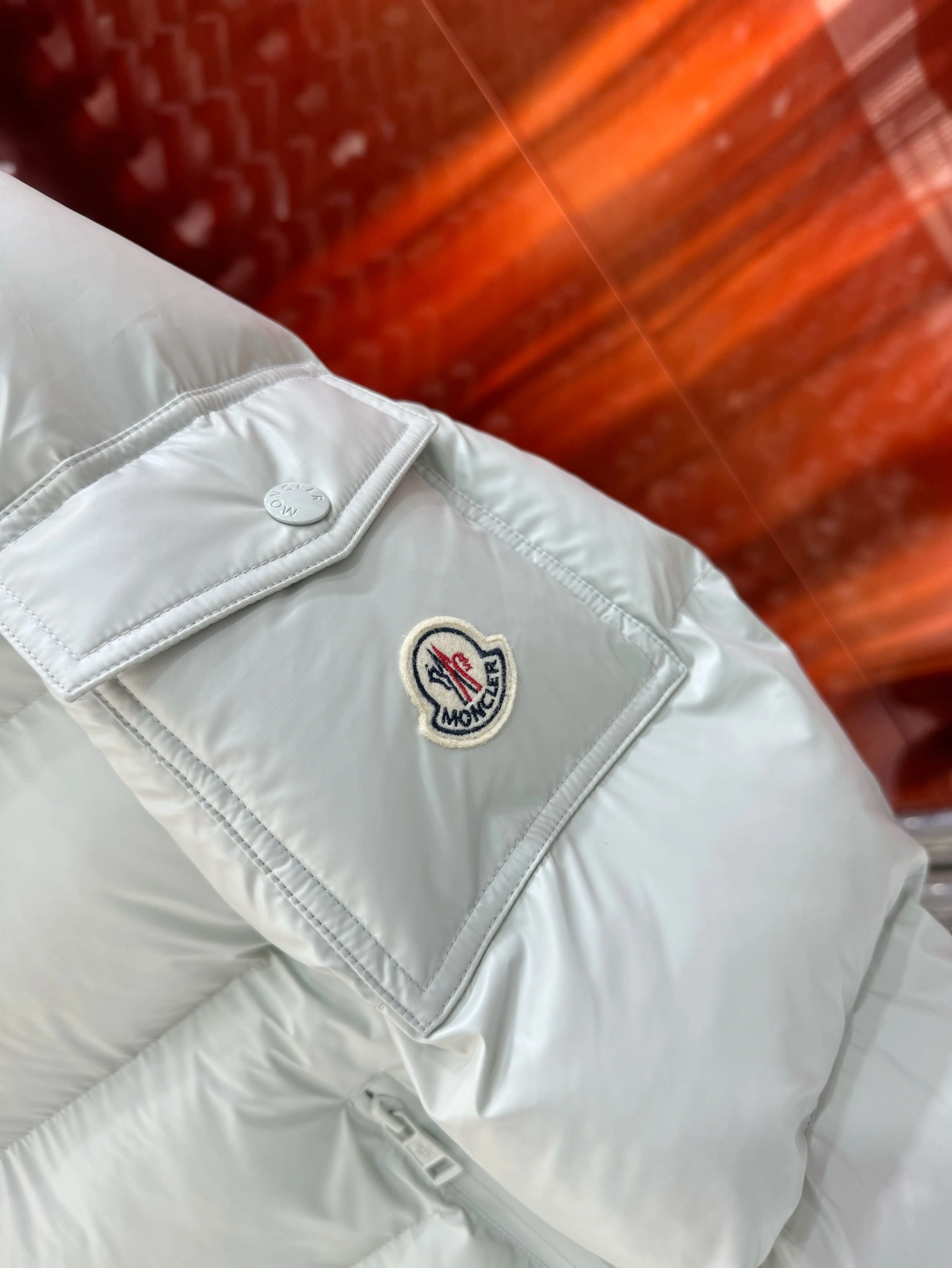 Moncler Down Jackets EasyMatch 145293