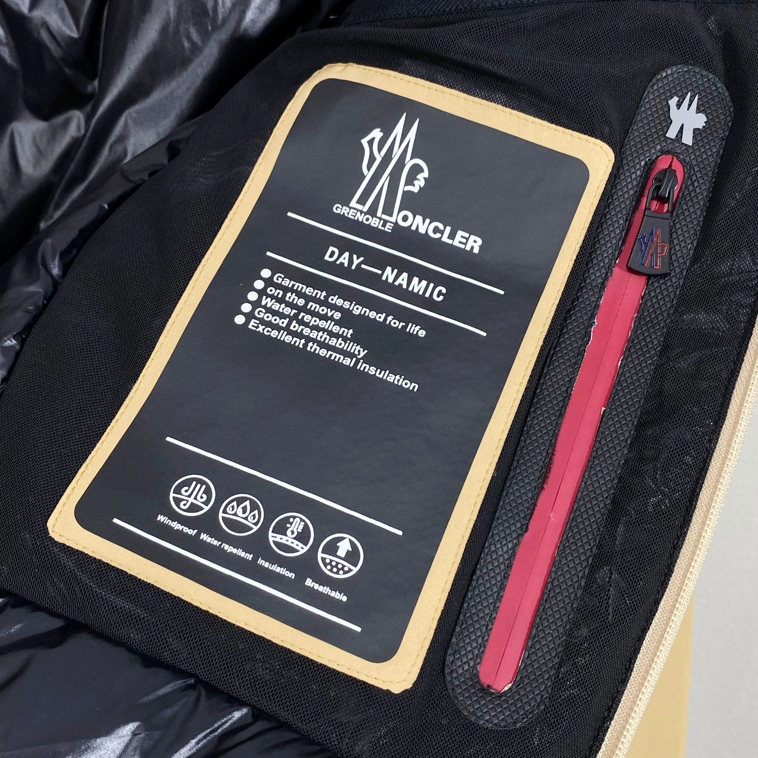 Efficient Moncler Down Jackets 145284