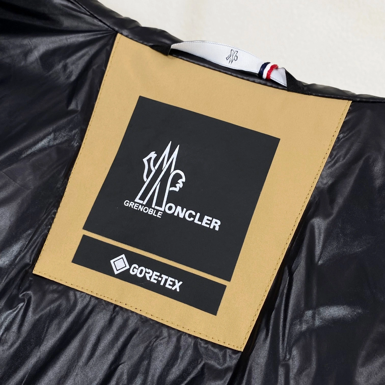 Efficient Moncler Down Jackets 145284