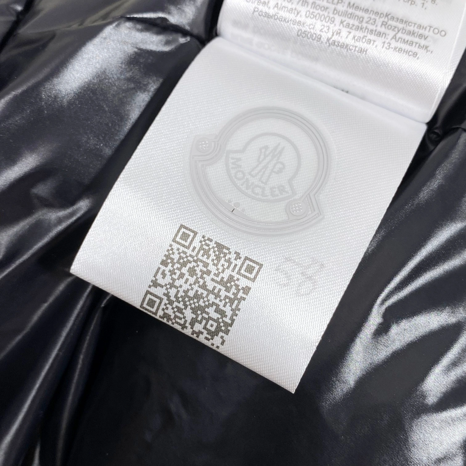 Efficient Moncler Down Jackets 145284