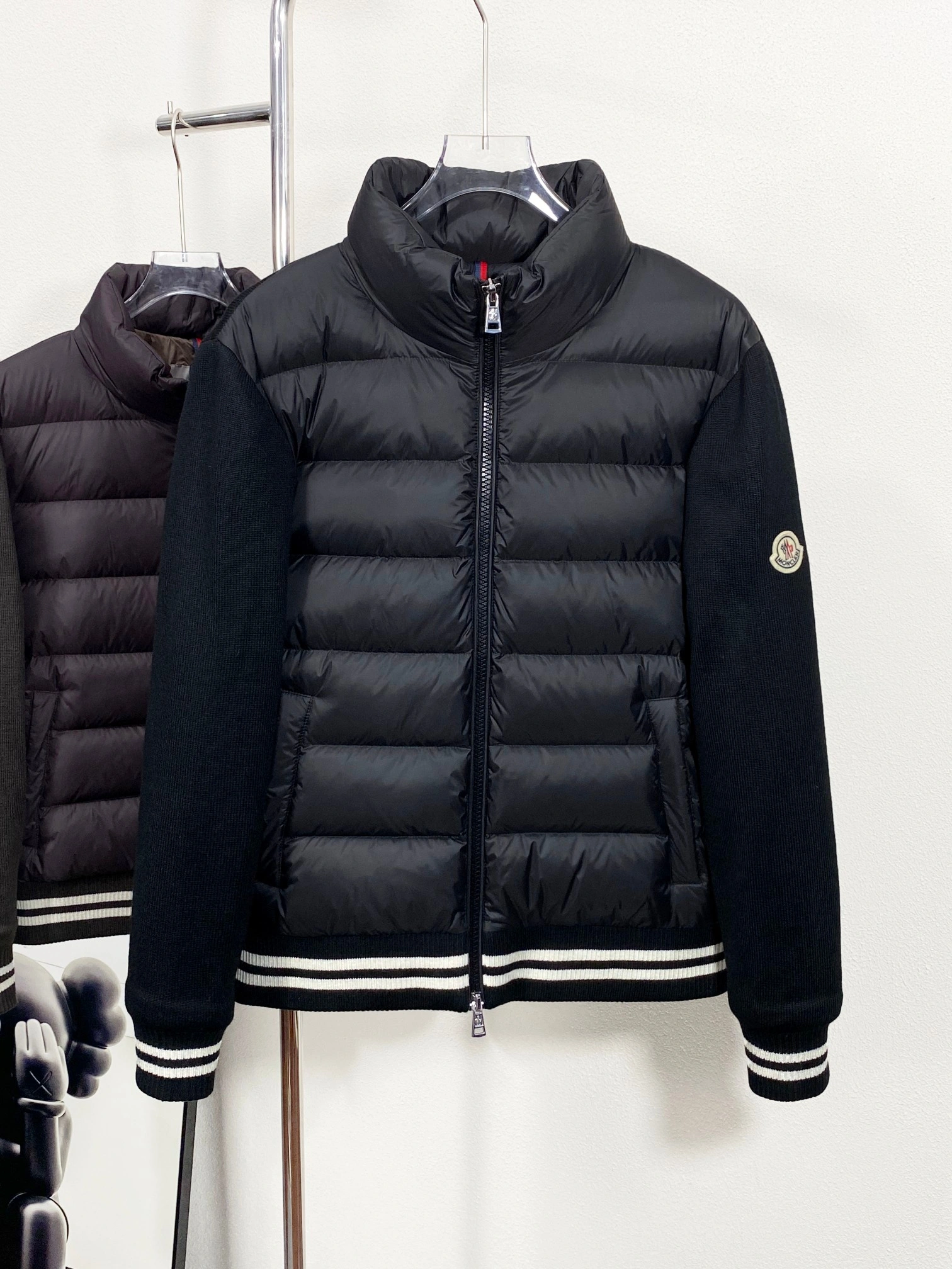 Effortless Moncler Down Jackets 145297