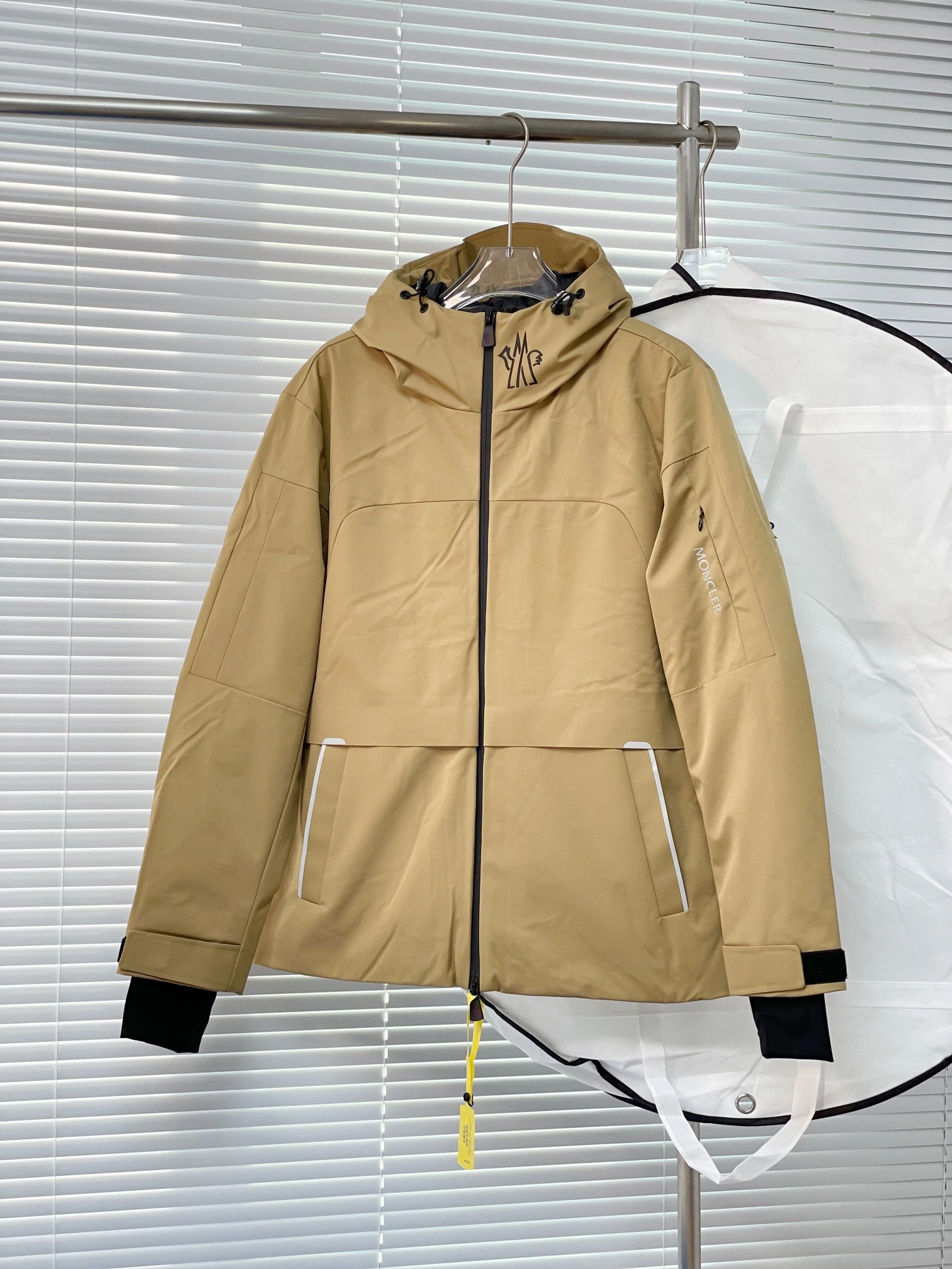 TimelessDesign Moncler Down Jackets 145289