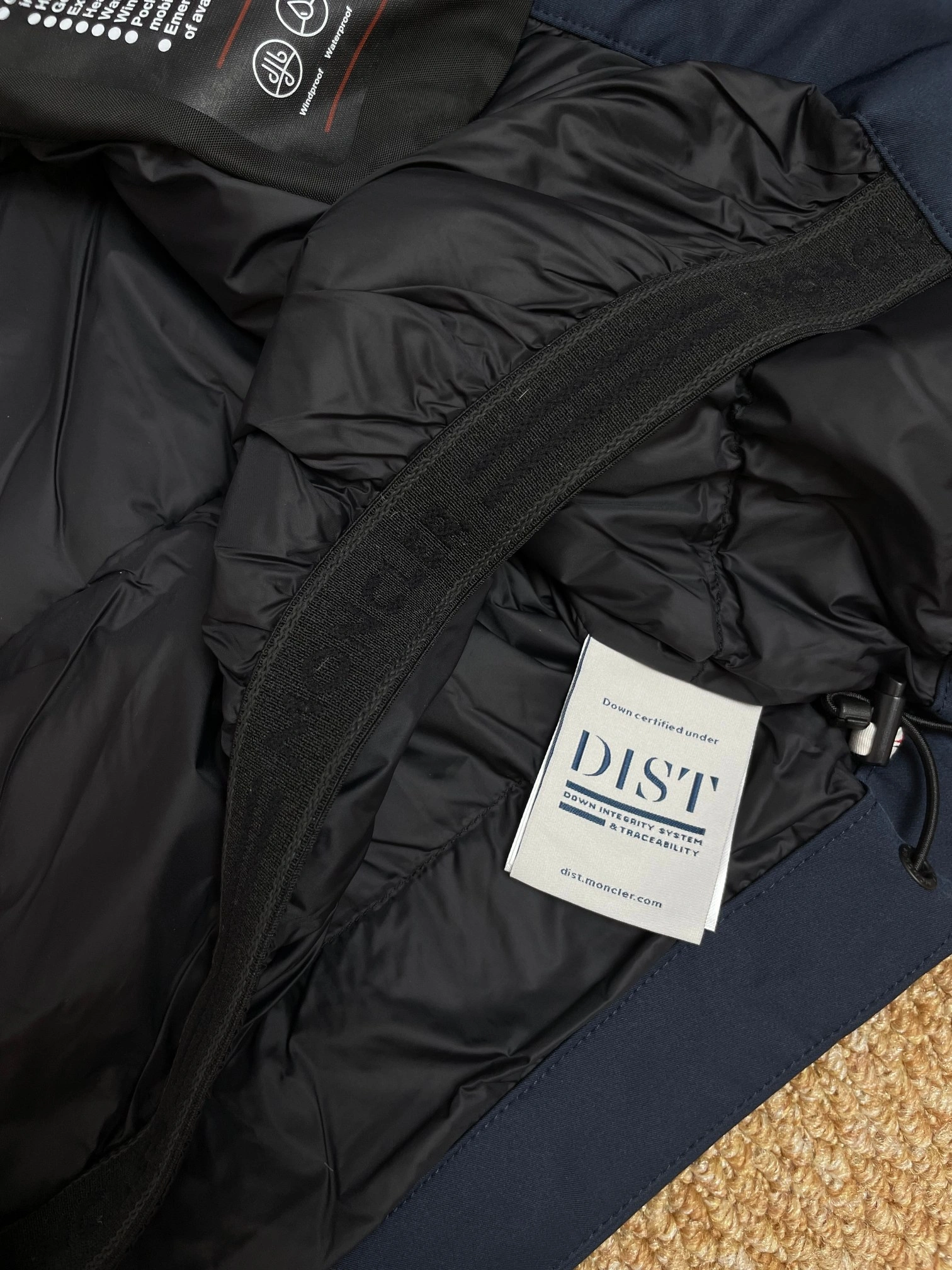 Affordable Moncler Down Jackets 145287