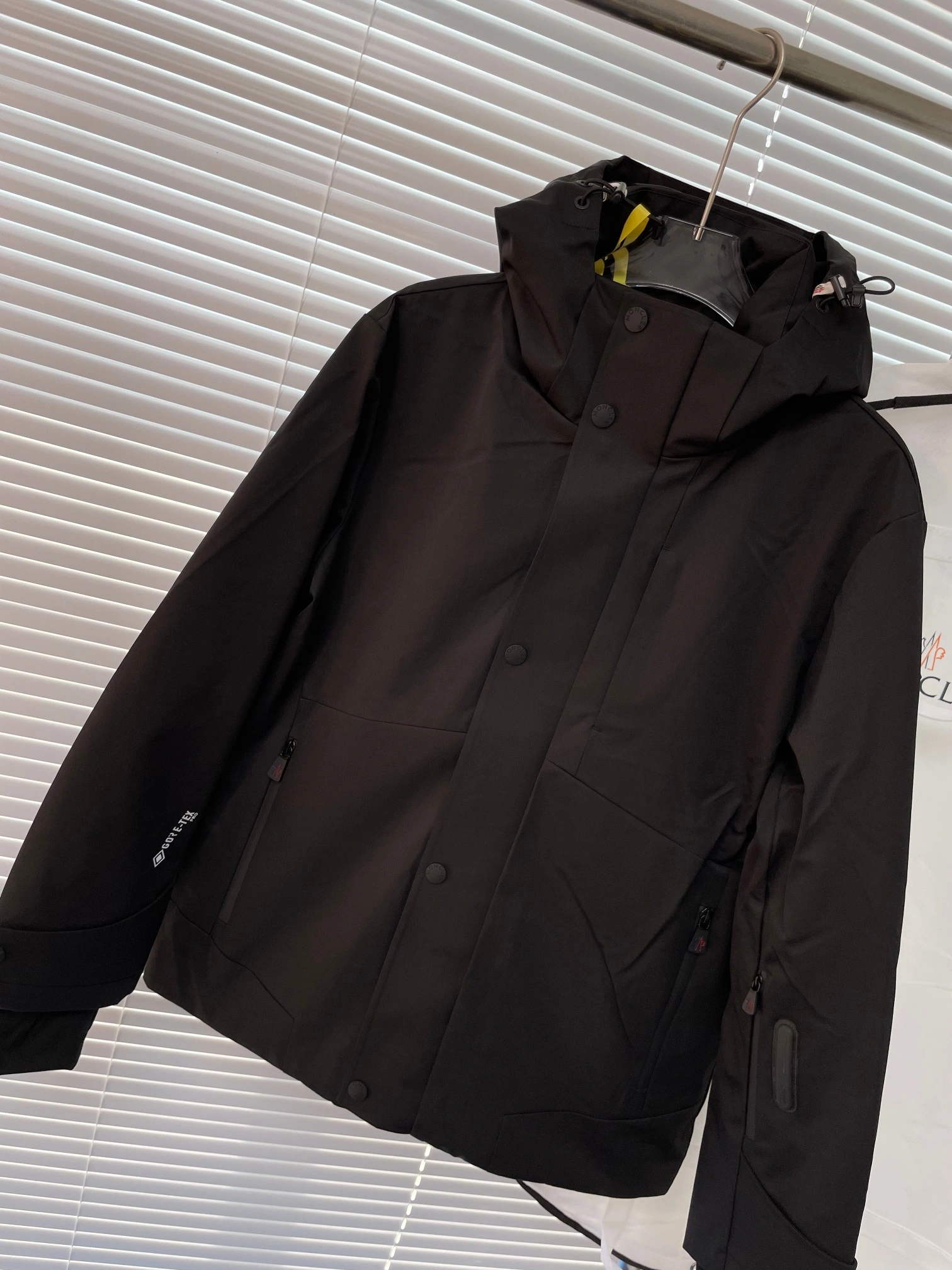 Bold Moncler Down Jackets 145278