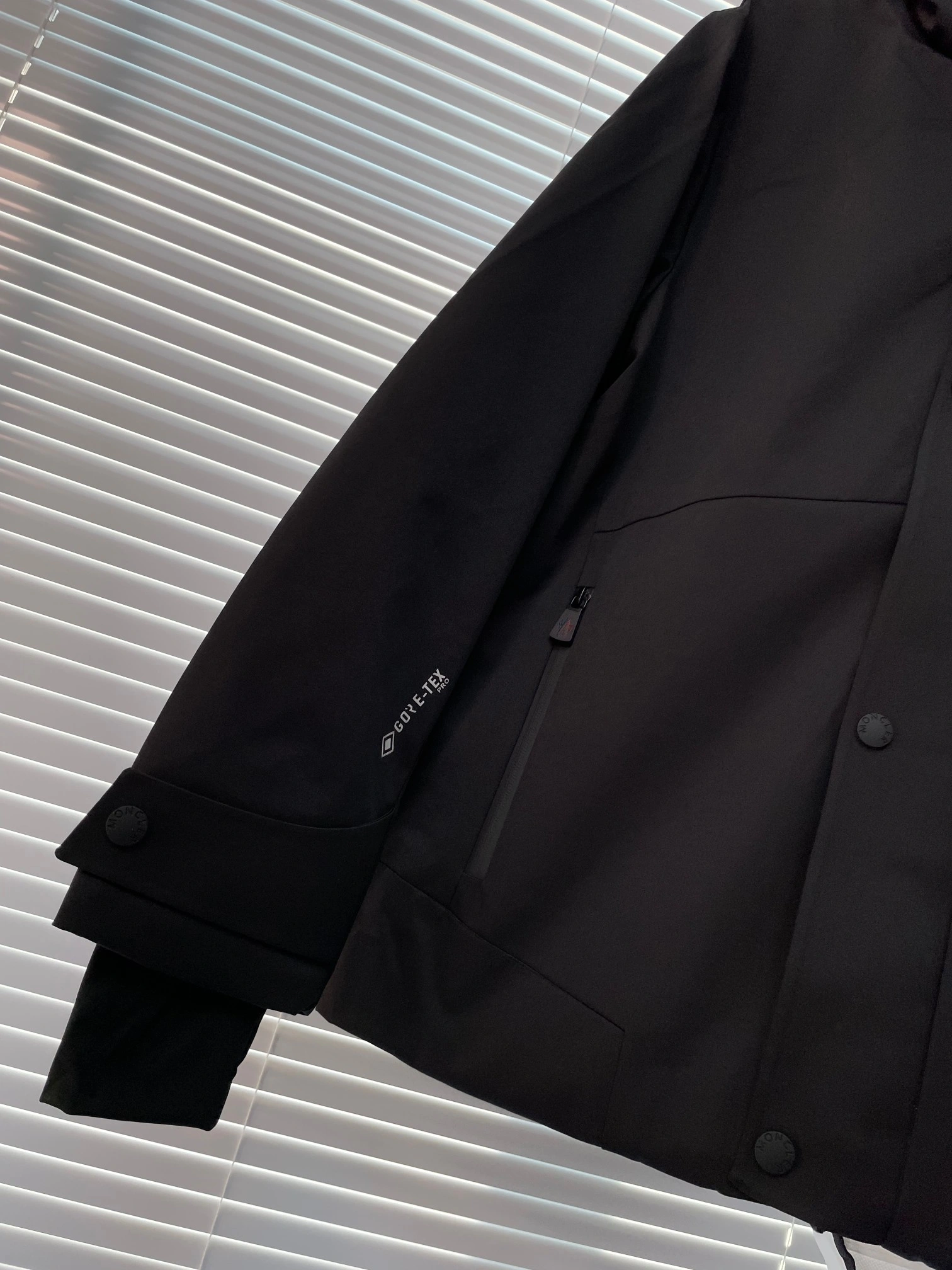 Bold Moncler Down Jackets 145278