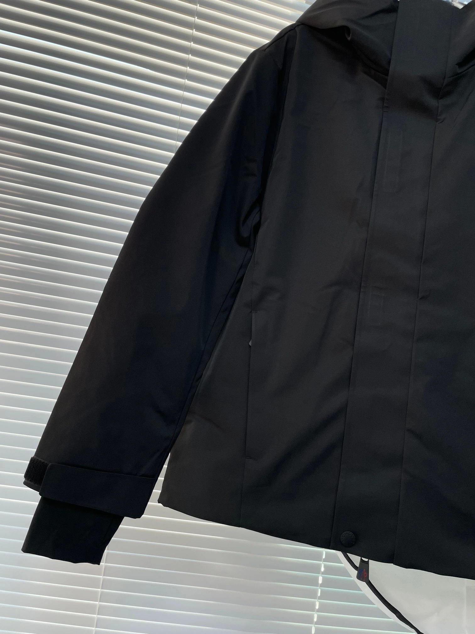 Breathable Moncler Down Jackets 145275