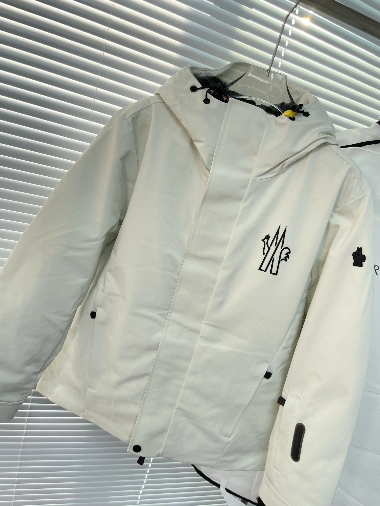 Soft Moncler Down Jackets 145292