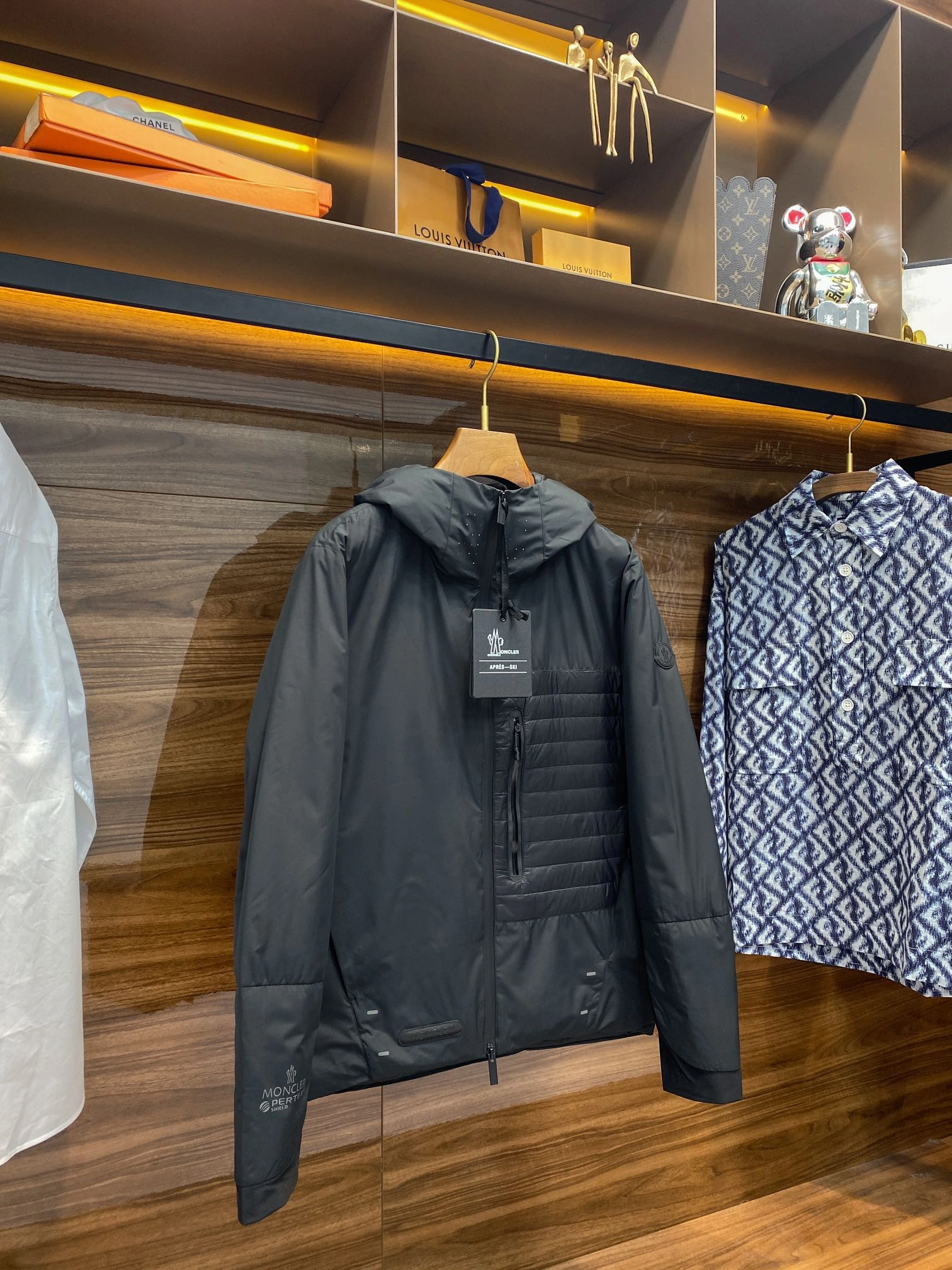 ComfortFit Moncler Down Jackets 145274