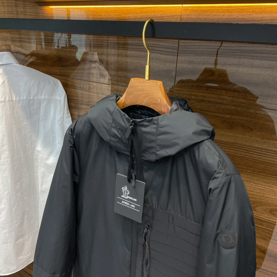 ComfortFit Moncler Down Jackets 145274