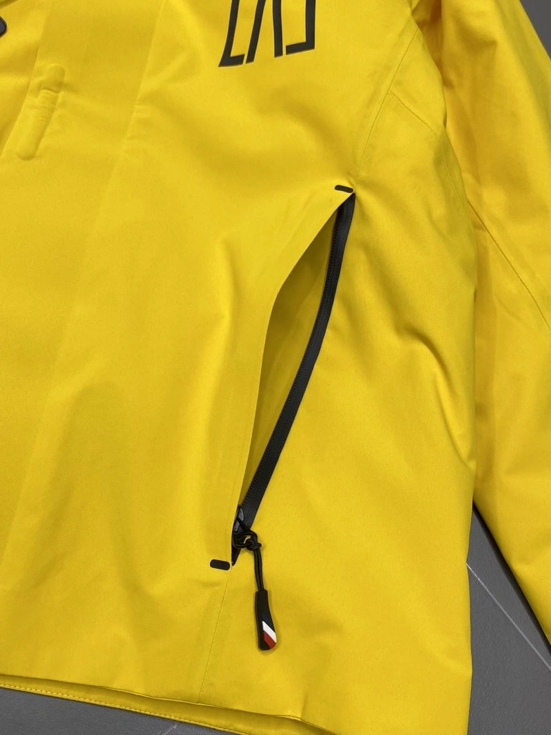 Moncler Down Jackets Comfortable 144421