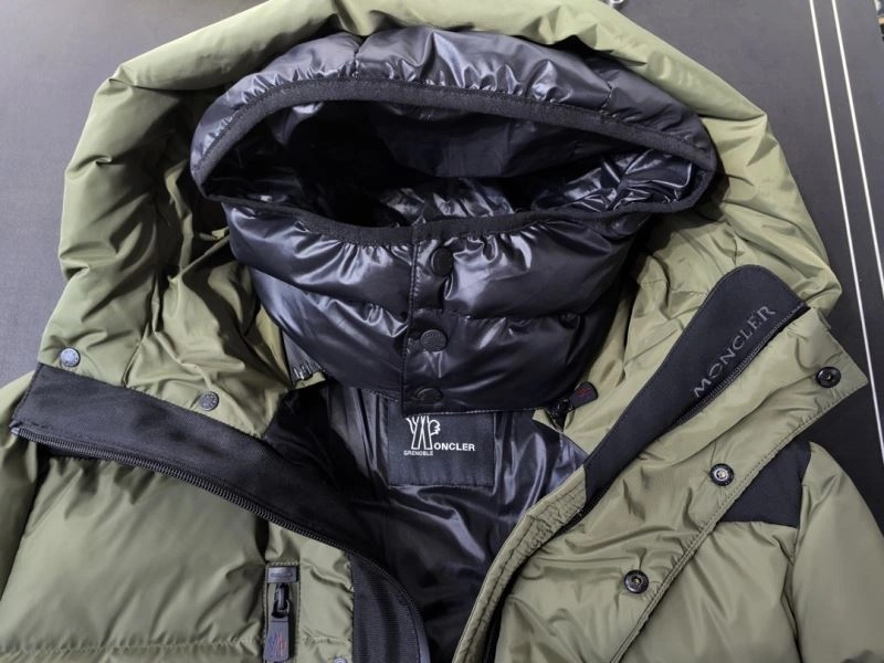 Moncler Down Jackets Flexible 144416