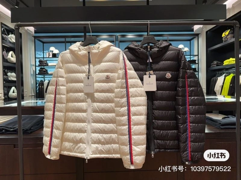 Moncler Down Jackets Bright 144415