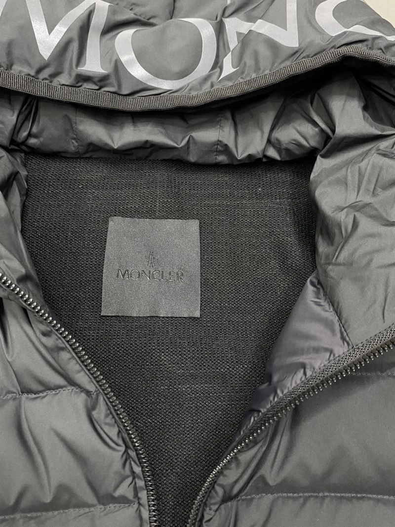 Moncler Down Jackets EasyCare 144413