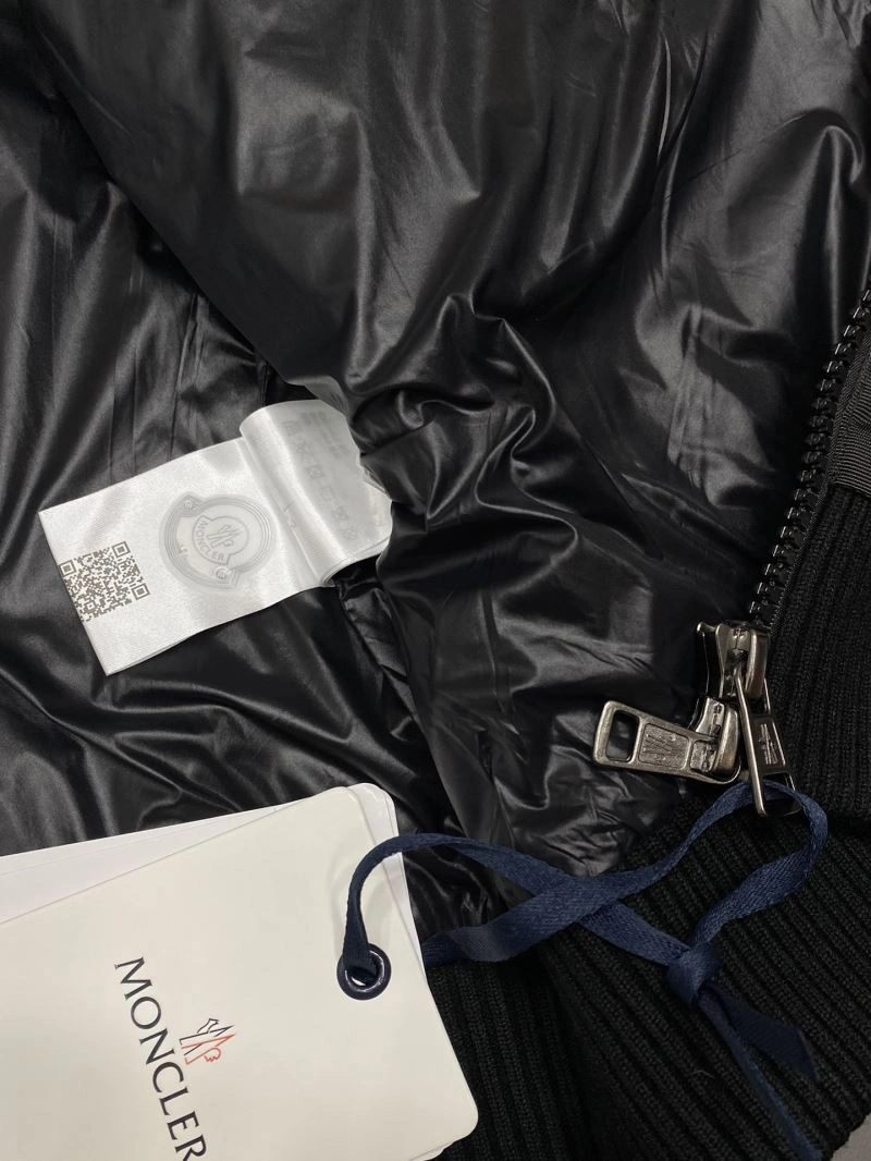 Resilient Moncler Down Jackets 144414