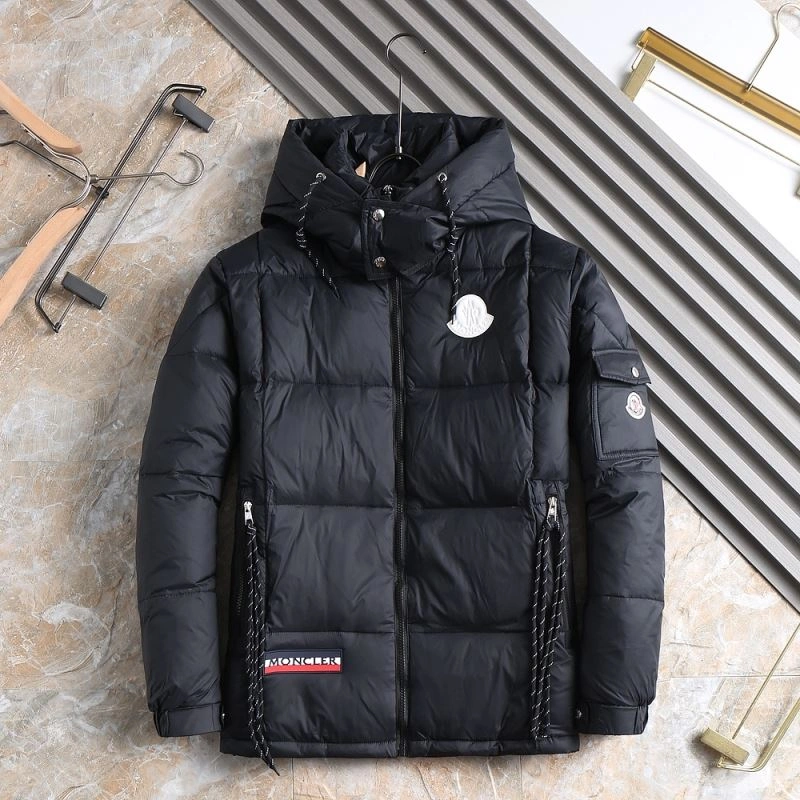 Moncler Down Jackets Durable 144408