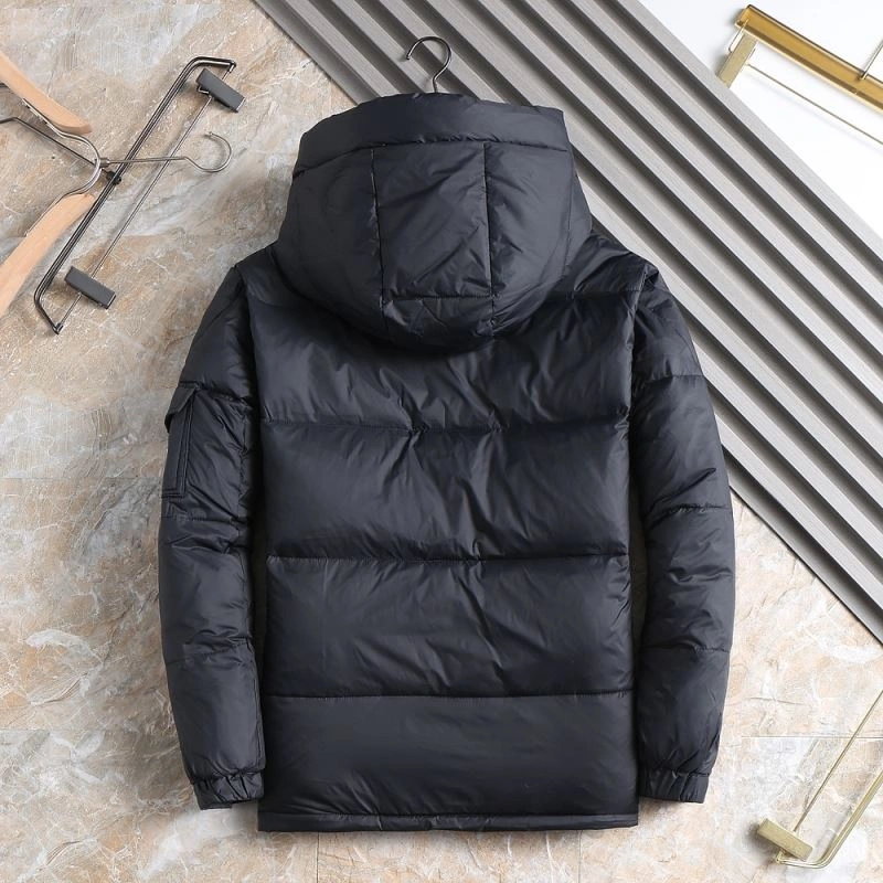 Moncler Down Jackets Durable 144408
