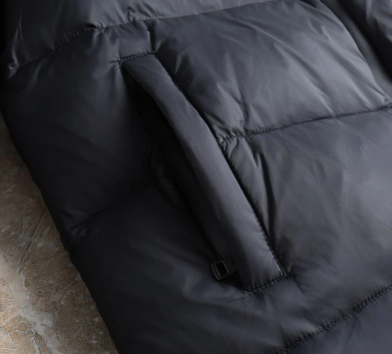 WaterResistant Moncler Down Jackets 144399