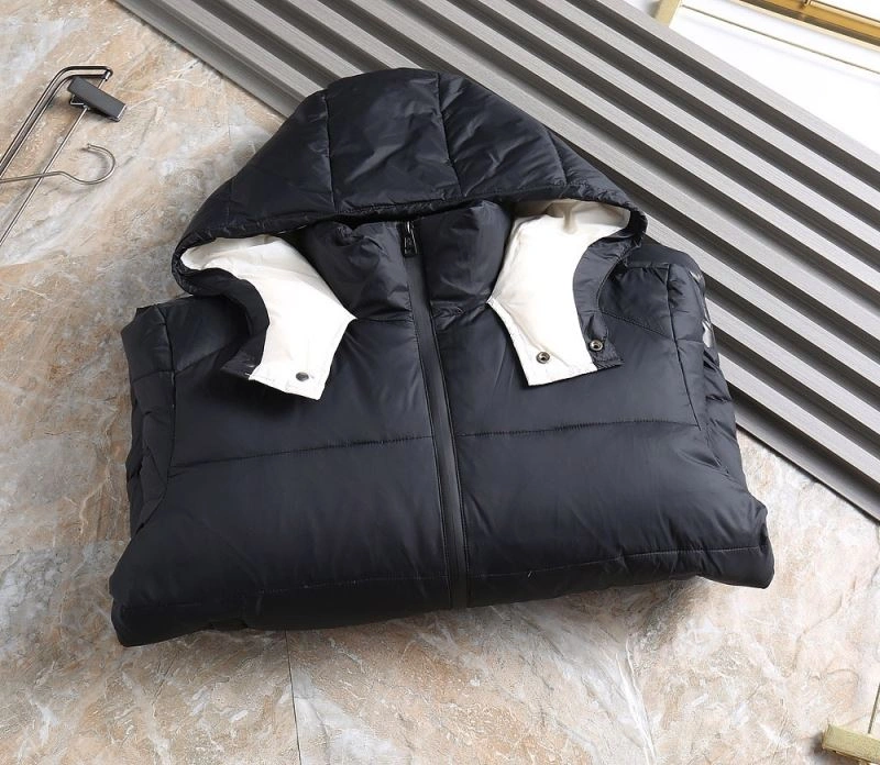 WaterResistant Moncler Down Jackets 144399