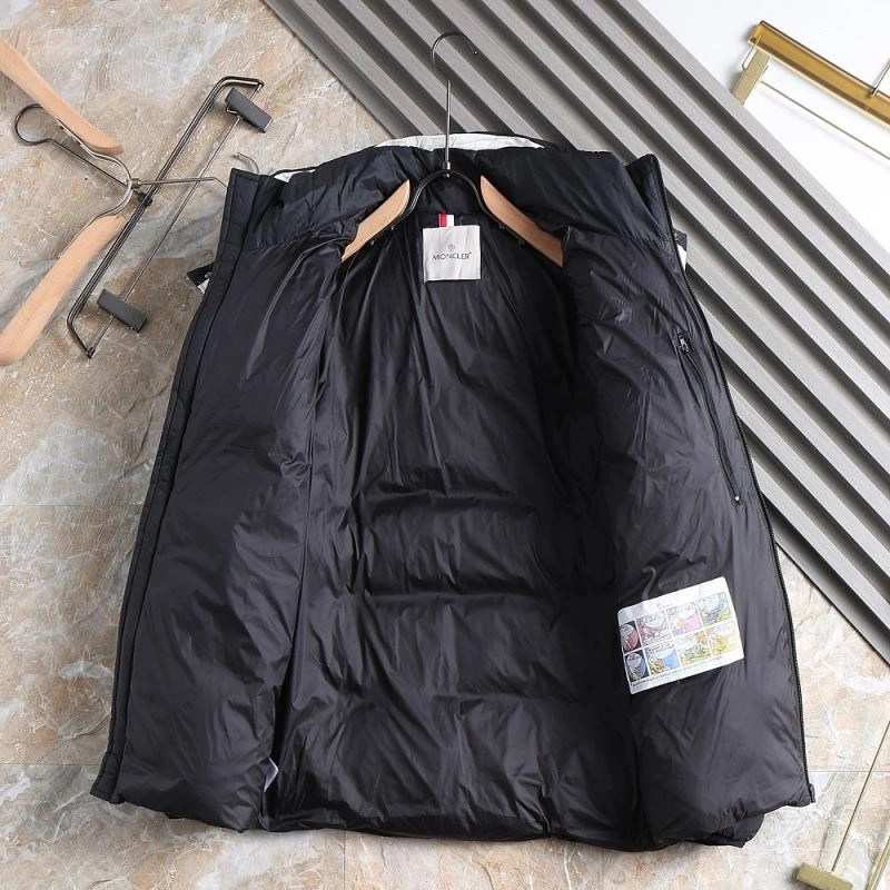 WaterResistant Moncler Down Jackets 144399