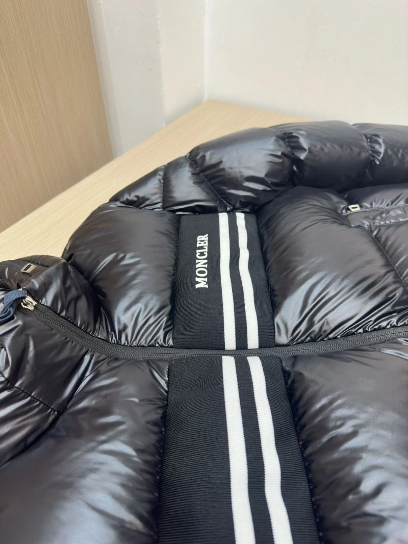 Bright Moncler Down Jackets 144387
