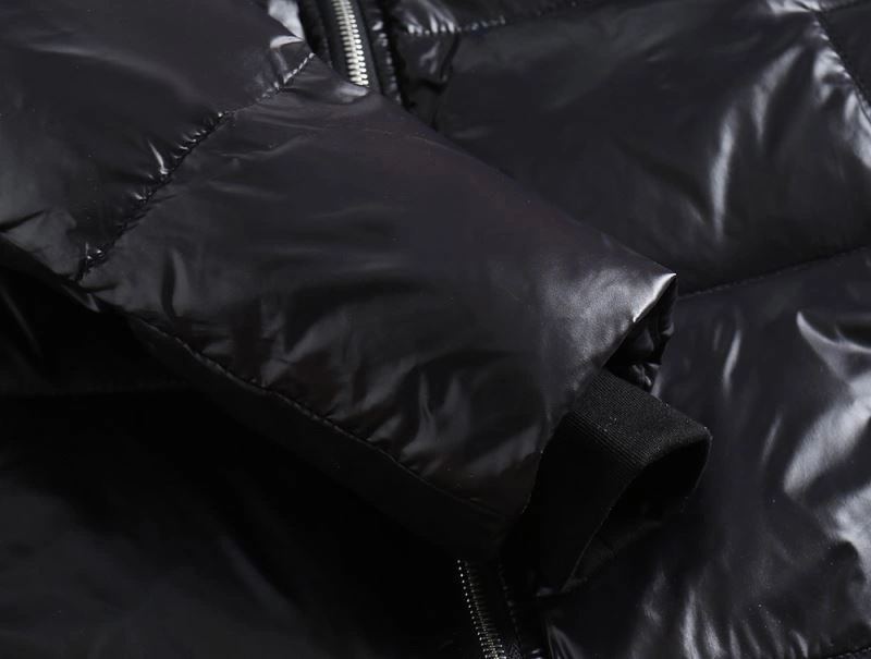 EyeCatching Moncler Down Jackets 144400