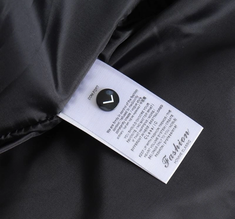 EyeCatching Moncler Down Jackets 144400