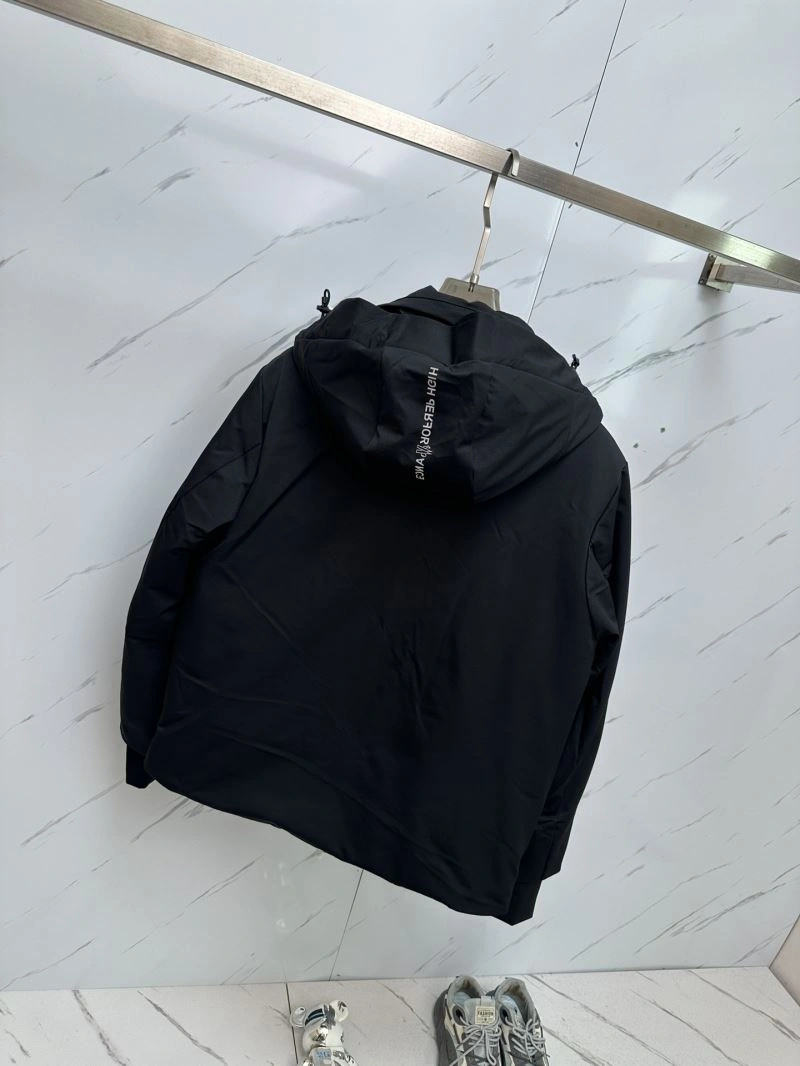 OdorResistant Moncler Down Jackets 144404