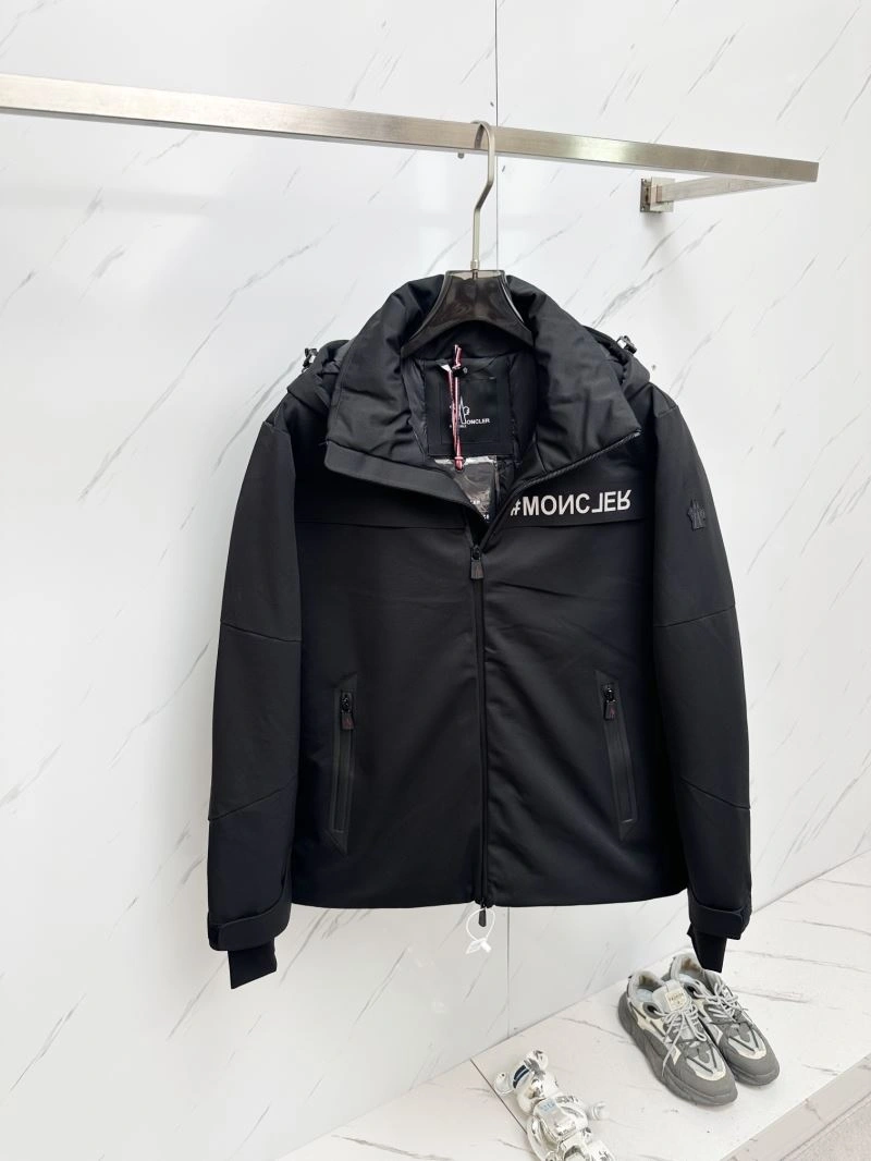 Moncler Down Jackets Minimalist 144410
