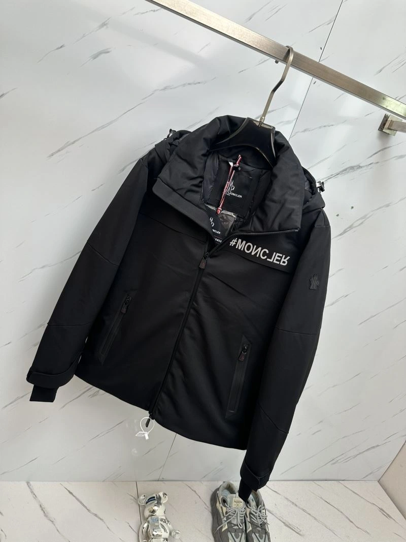 Moncler Down Jackets Minimalist 144410