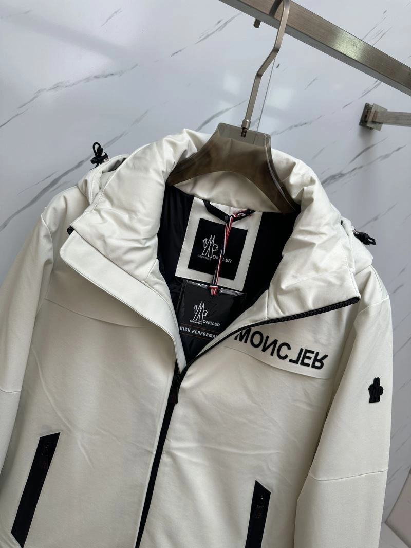Moncler Down Jackets RelaxedFit 144397