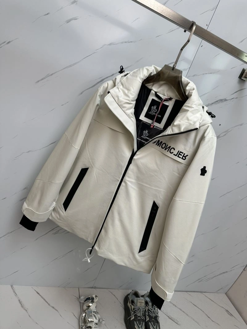 Moncler Down Jackets RelaxedFit 144397