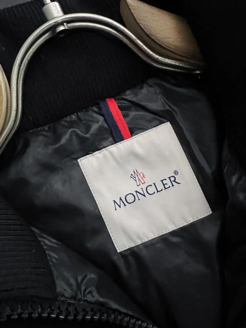 Reliable Moncler Down Jackets 144412