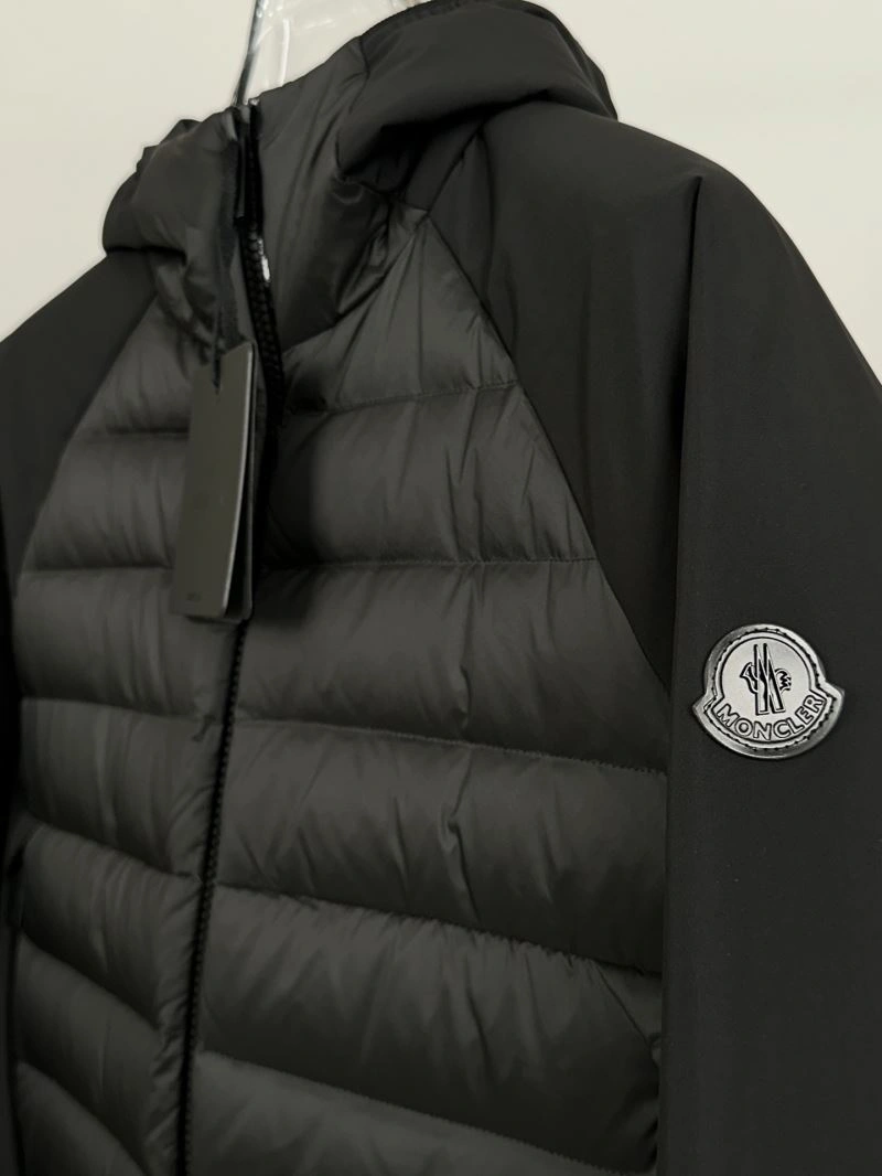 Moncler Down Jackets UrbanChic 144384