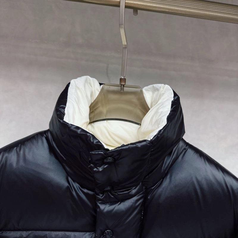 Moncler Down Jackets Youthful 144392