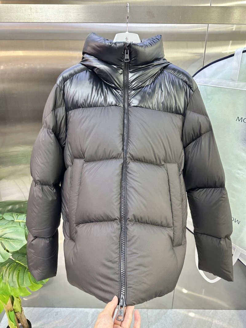 Chic Moncler Down Jackets 144379