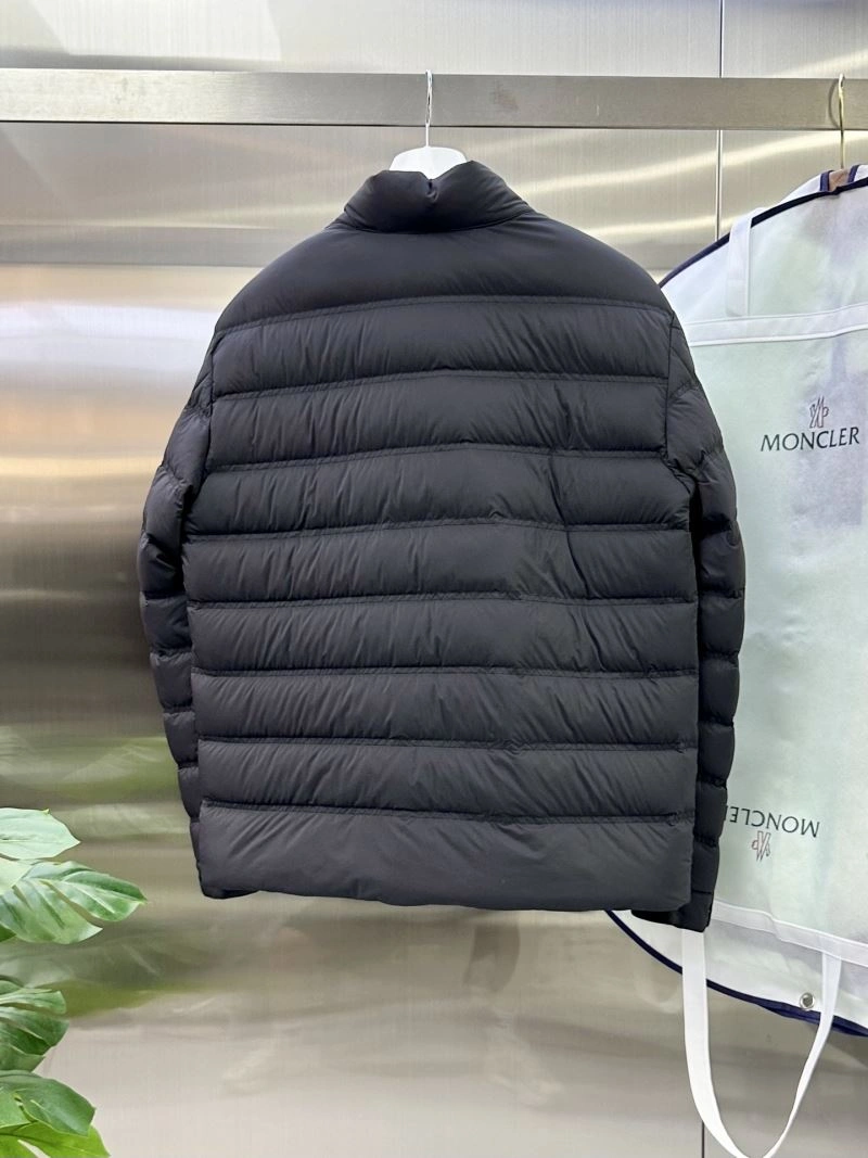 Moncler Down Jackets Original 144395